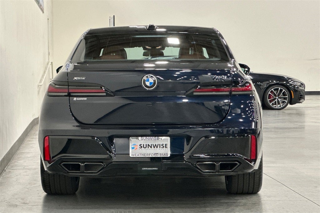 2023 BMW 7 Series 760i xDrive