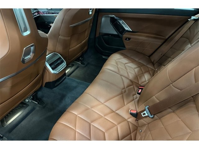 2023 BMW 7 Series 760i xDrive