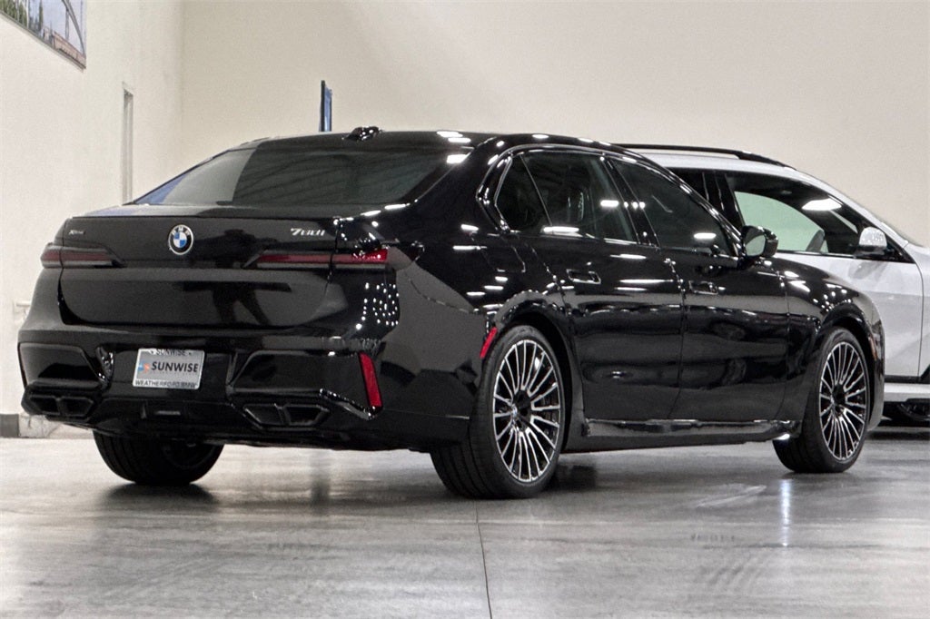 2025 BMW 7 Series 760i xDrive