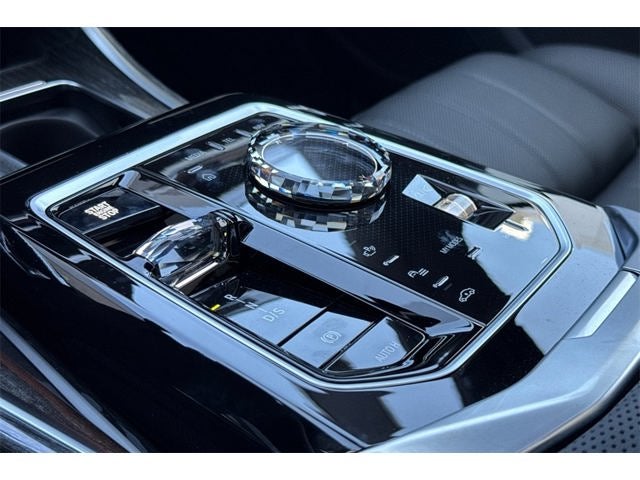 2025 BMW 7 Series 760i xDrive