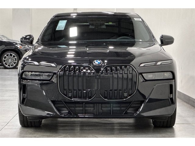 2025 BMW 7 Series 760i xDrive