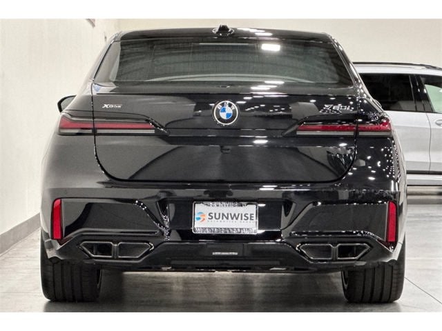 2025 BMW 7 Series 760i xDrive