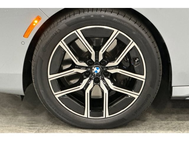 2024 BMW 7 Series 760i xDrive