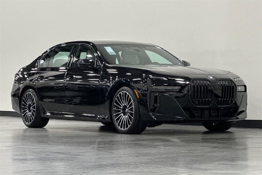 2025 BMW 7 Series 760i xDrive