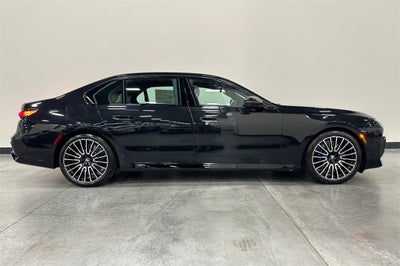 2025 BMW 7 Series 760i xDrive