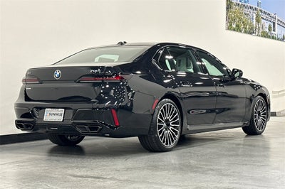 2025 BMW 7 Series 760i xDrive