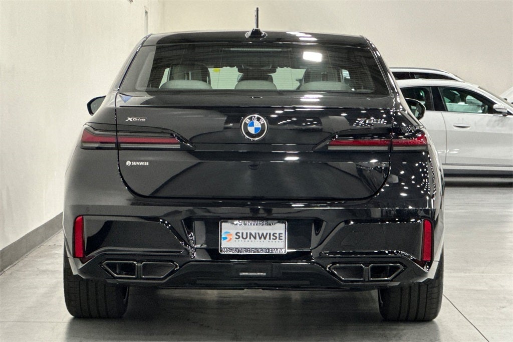 2025 BMW 7 Series 760i xDrive