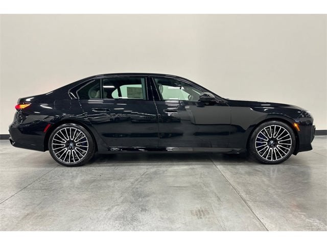 2025 BMW 7 Series 760i xDrive