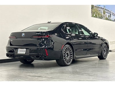 2025 BMW 7 Series 760i xDrive