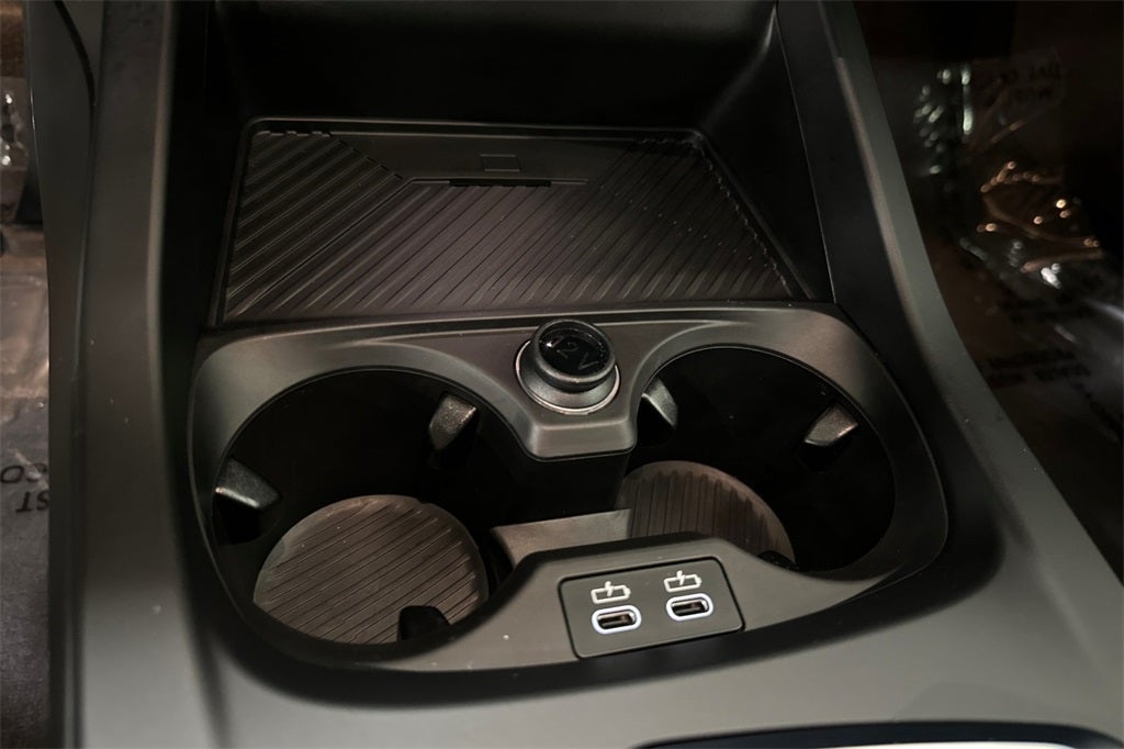 2025 BMW 2 Series M235i xDrive