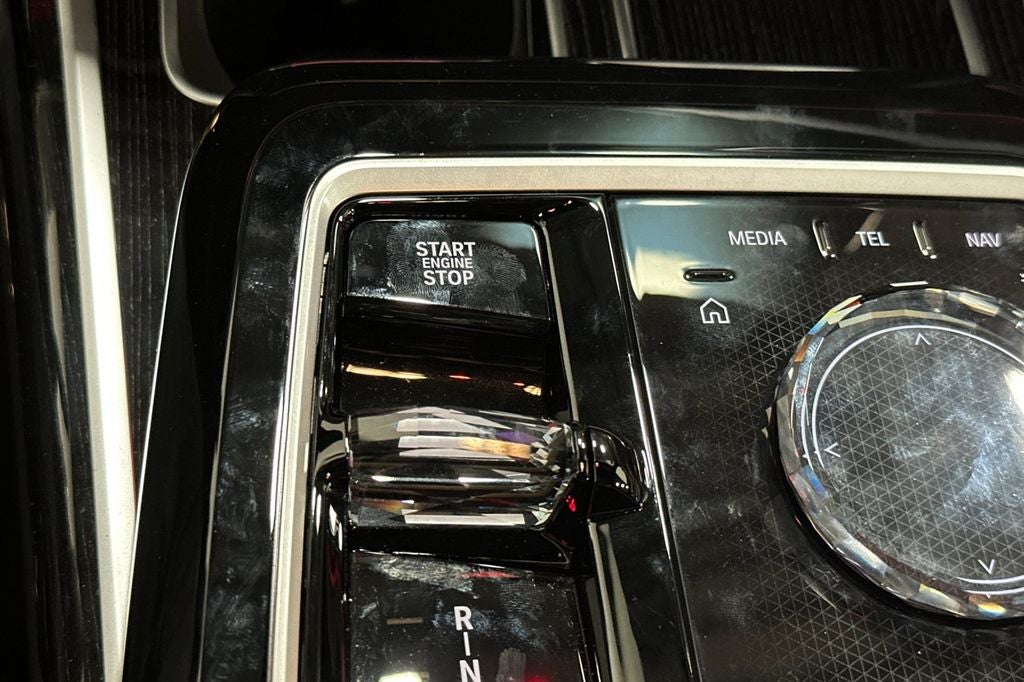 2026 BMW 7 Series 750e xDrive