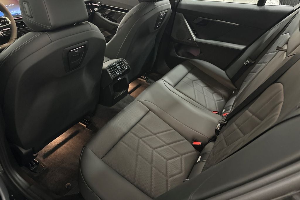 2026 BMW 5 Series 530i