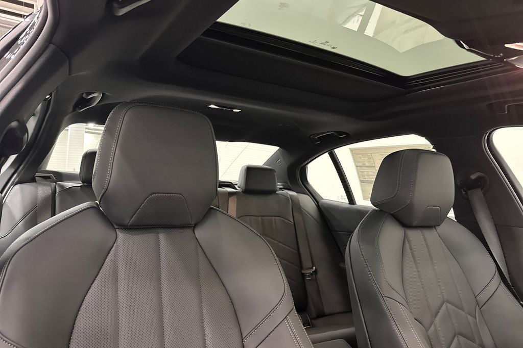2026 BMW 5 Series 530i