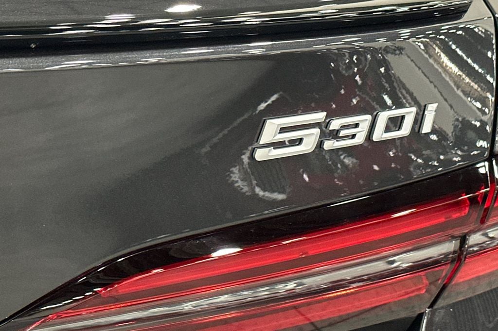 2026 BMW 5 Series 530i