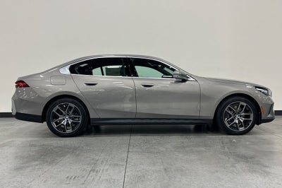 2026 BMW 5 Series 530i