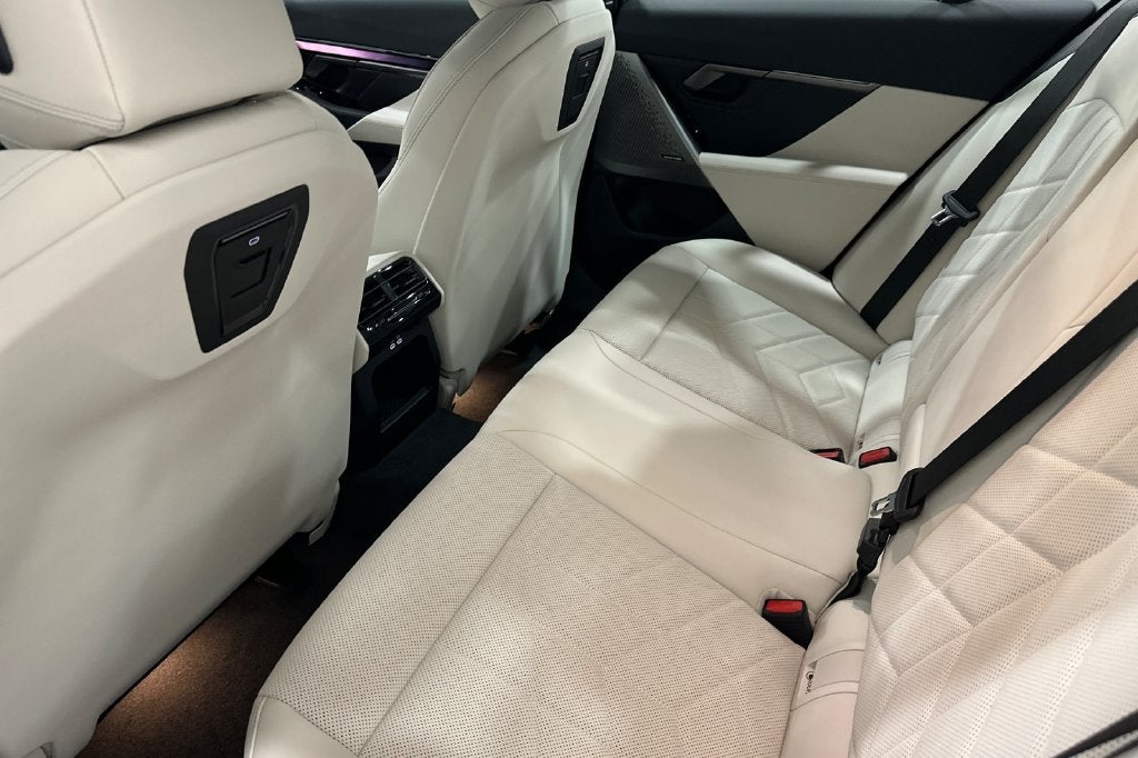 2027 BMW 5 Series 530i