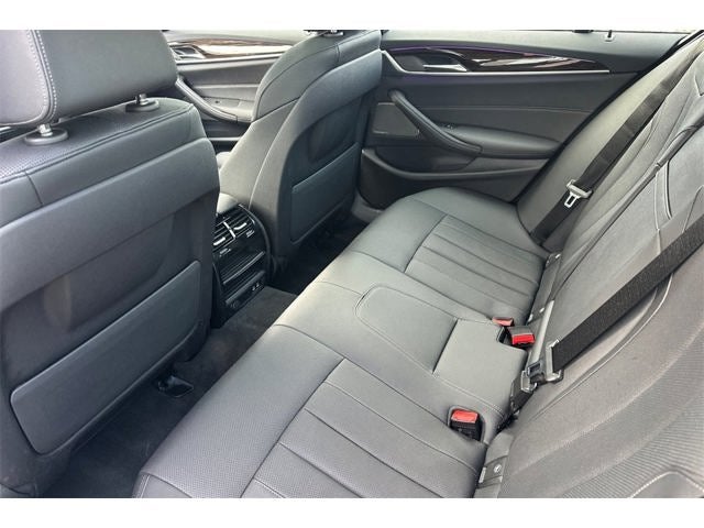 2023 BMW 5 Series 530i