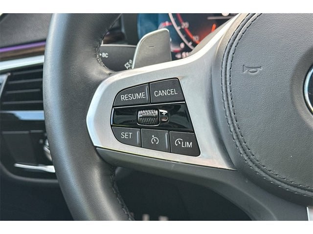 2023 BMW 5 Series 530i