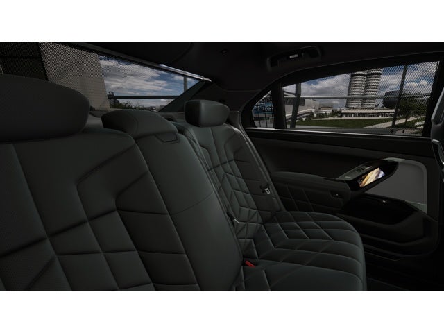 2027 BMW 7 Series 740i