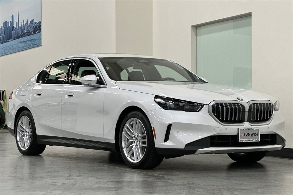 2025 BMW 5 Series 540i xDrive