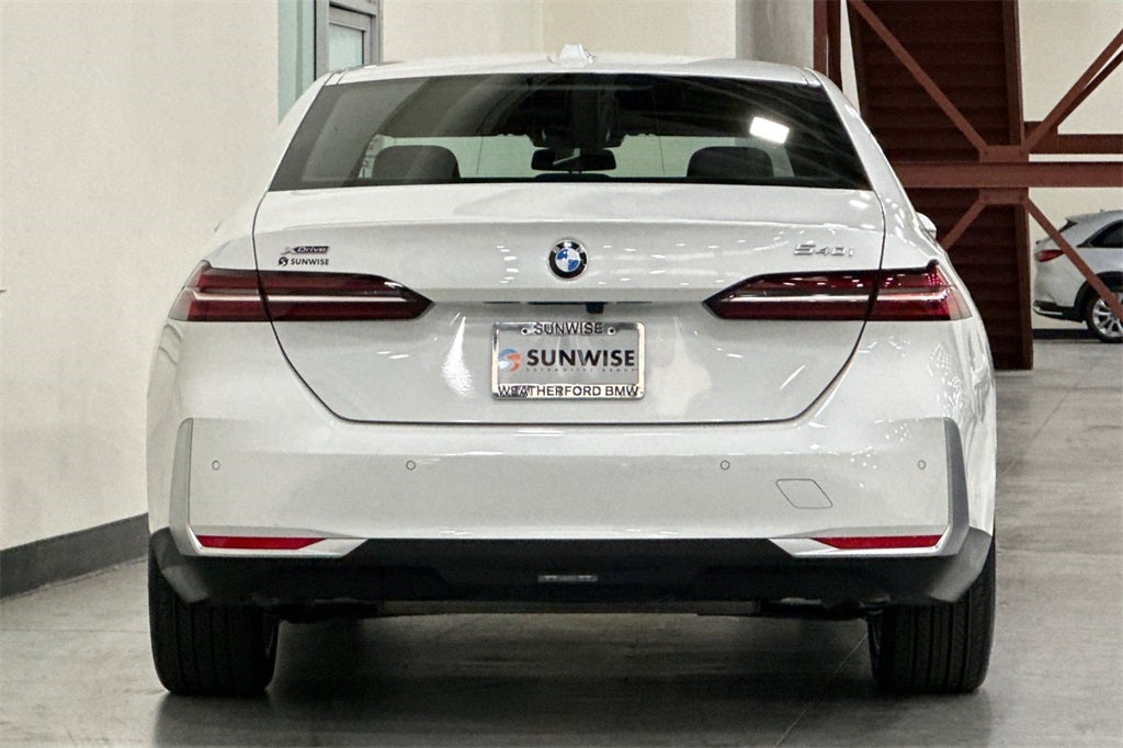 2025 BMW 5 Series 540i xDrive