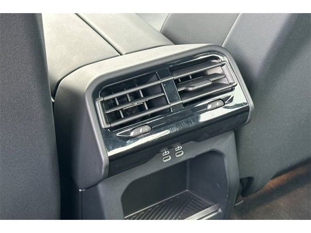 2025 BMW 5 Series 540i xDrive