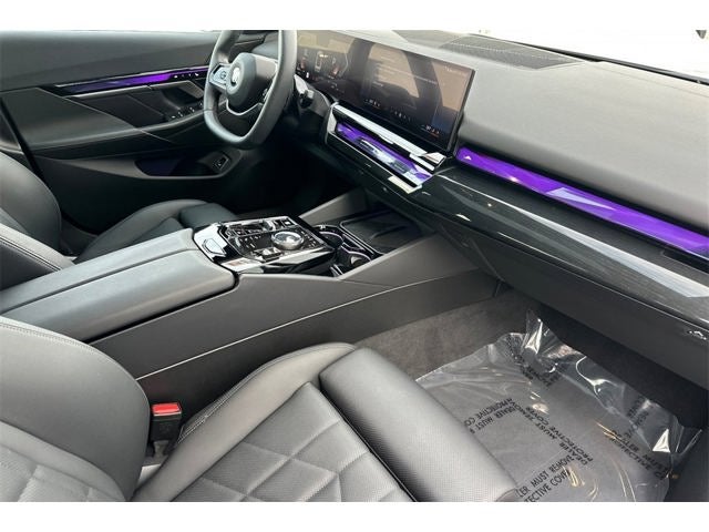 2025 BMW 5 Series 540i xDrive