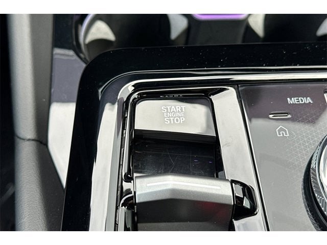 2025 BMW 5 Series 540i xDrive