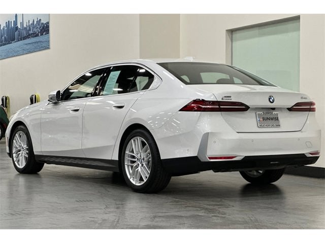 2025 BMW 5 Series 540i xDrive