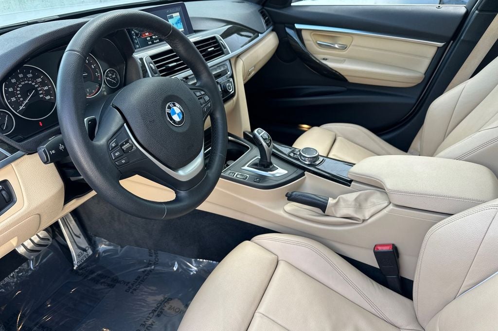 2017 BMW 3 Series 330i