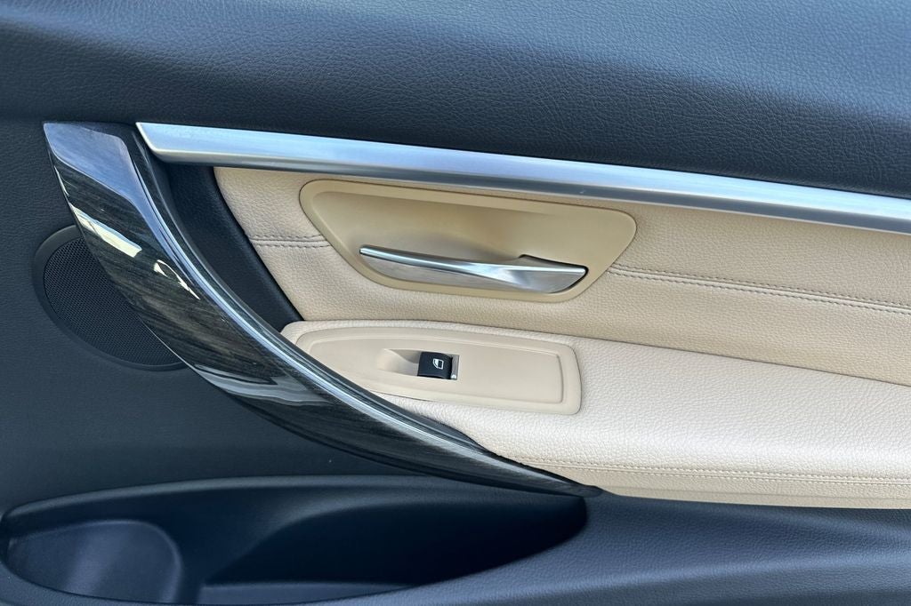 2017 BMW 3 Series 330i