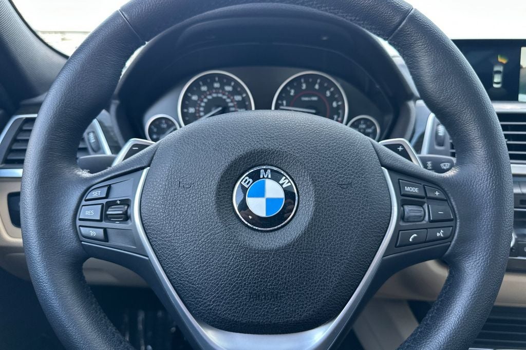 2017 BMW 3 Series 330i