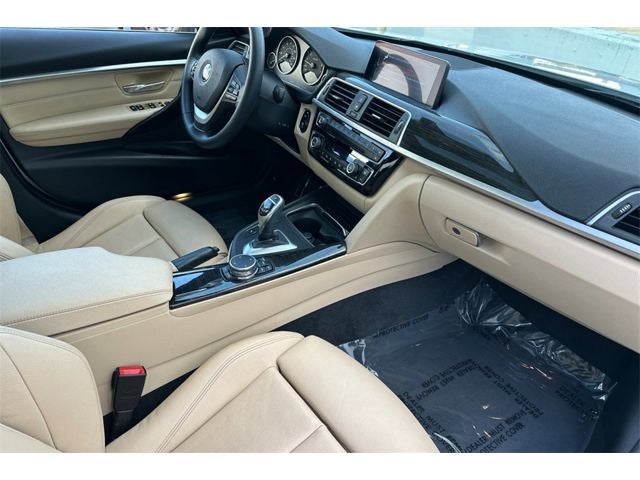 2017 BMW 3 Series 330i