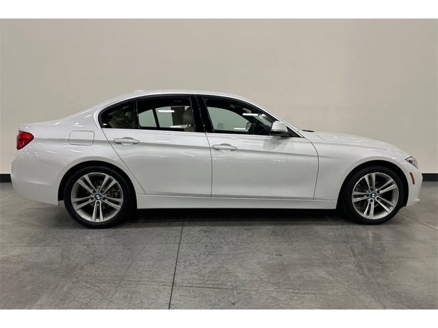 2017 BMW 3 Series 330i