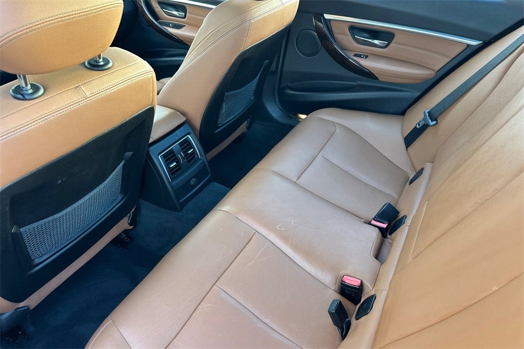 2017 BMW 3 Series 330i