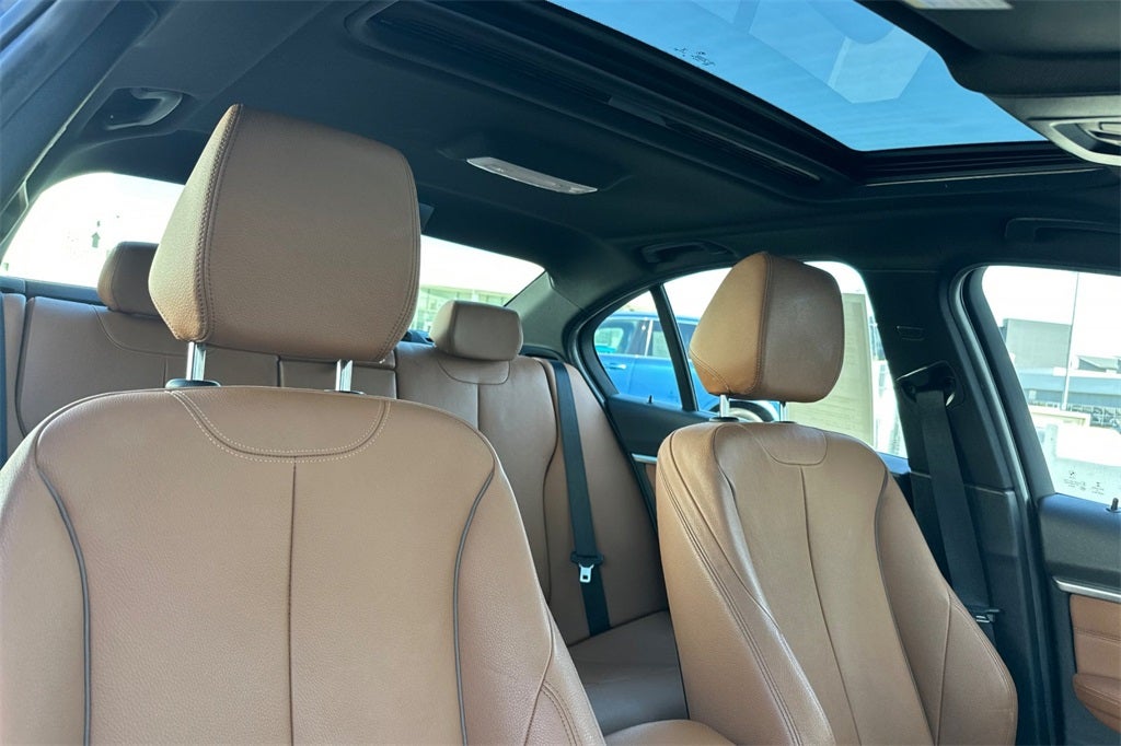 2017 BMW 3 Series 330i