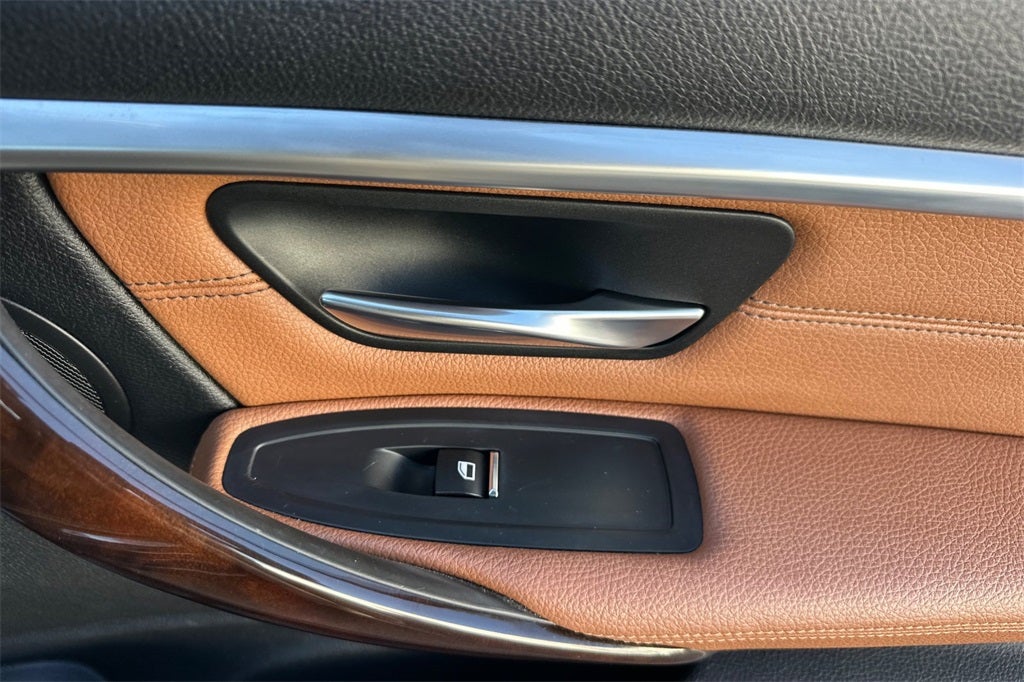 2017 BMW 3 Series 330i