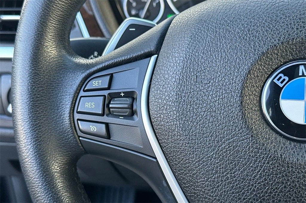 2017 BMW 3 Series 330i