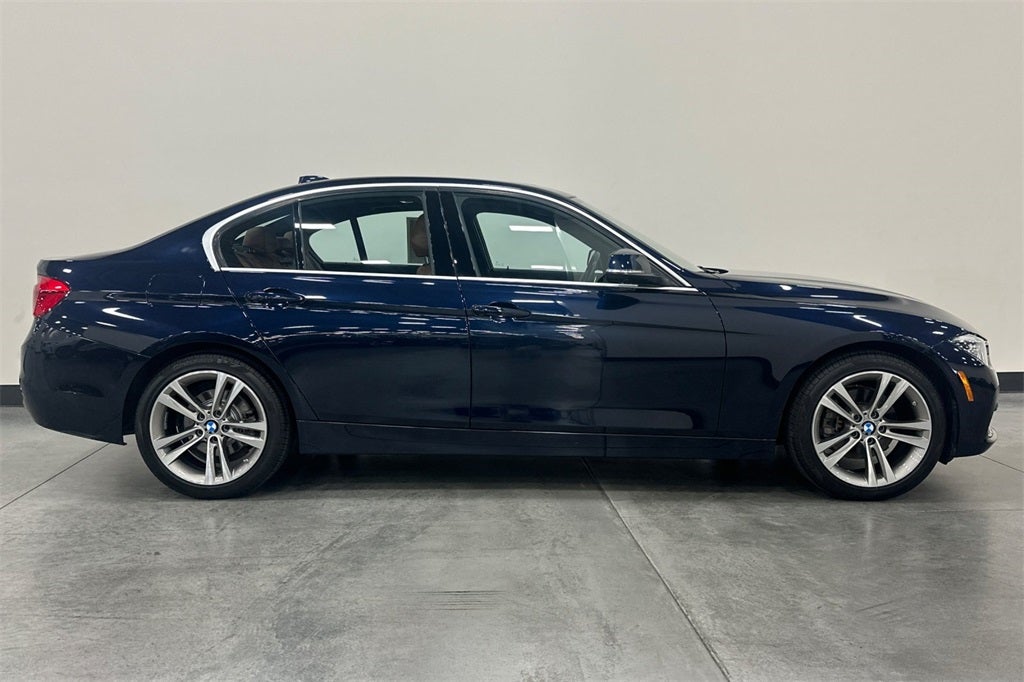 2017 BMW 3 Series 330i