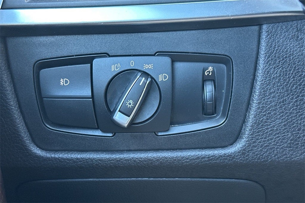 2017 BMW 3 Series 330i