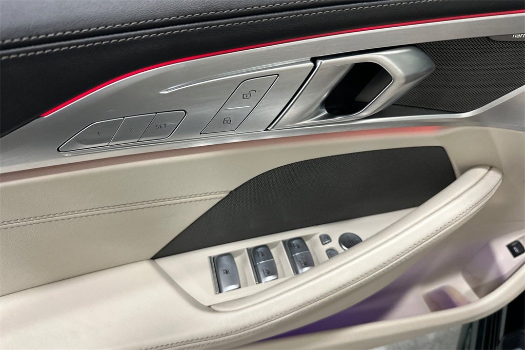 2023 BMW 8 Series 840i