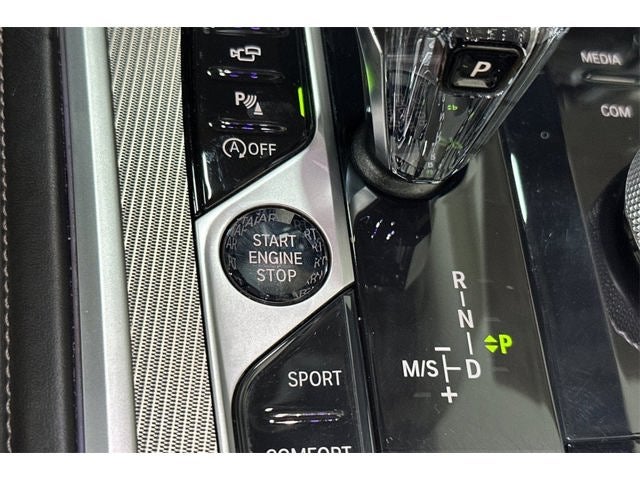 2023 BMW 8 Series 840i