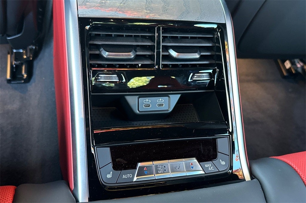 2026 BMW 8 Series 840