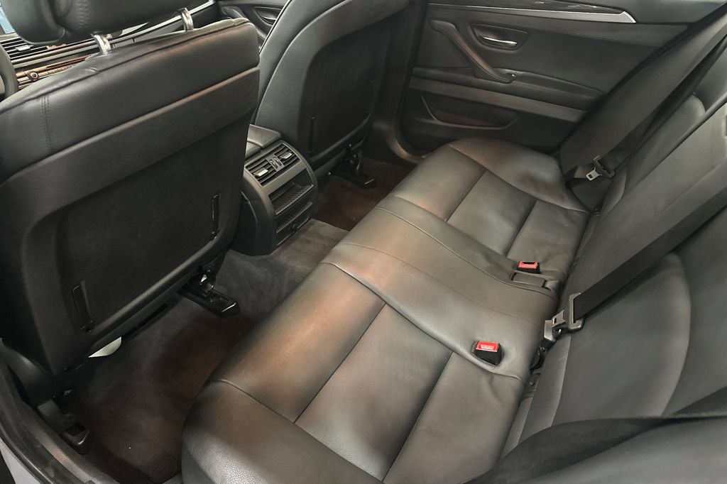 2013 BMW 5 Series 528i