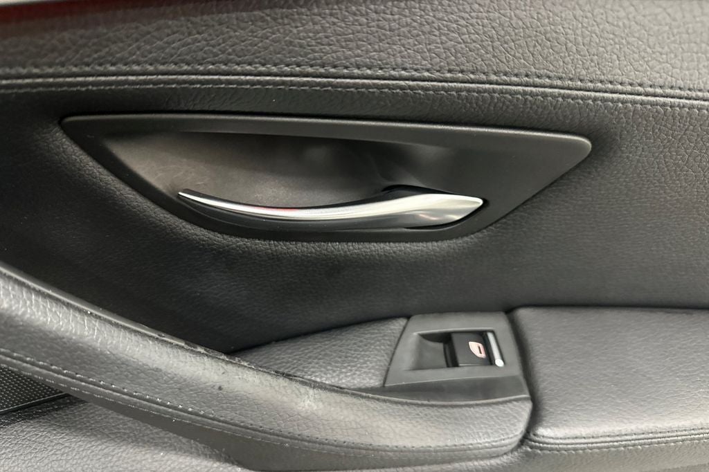 2013 BMW 5 Series 528i