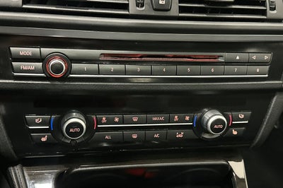 2013 BMW 5 Series 528i