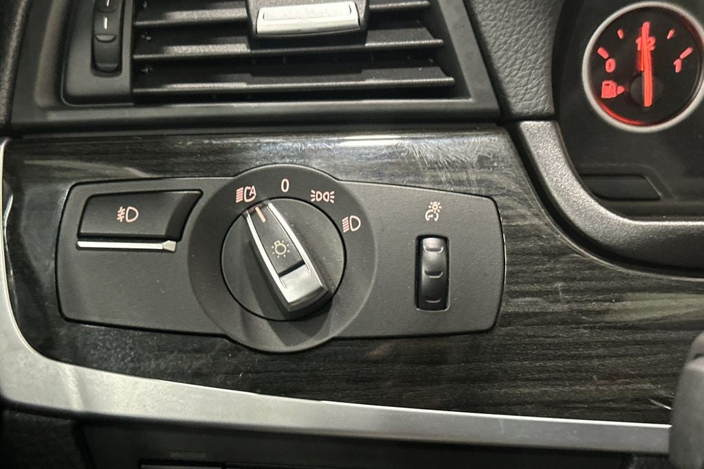 2013 BMW 5 Series 528i