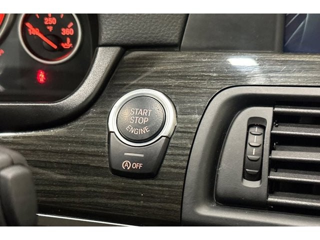 2013 BMW 5 Series 528i