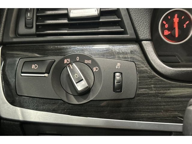 2013 BMW 5 Series 528i