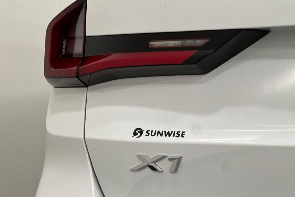 2027 BMW X1 xDrive28i
